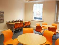 EC English Language Schools: Cambridge